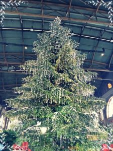 Albero swarovski Natale a Zurigo