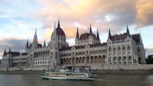 Budapest copertina