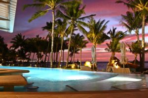 Victoria Beachcomber Mauritius piscina