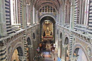 panorama dall'alto della cattedrale di Siena